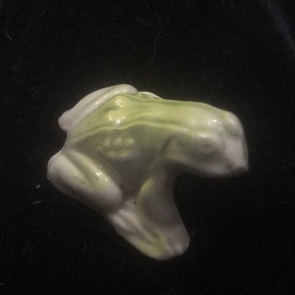 Vintage Wade of England Red Rose Tea Frog Figurine - Picture 6 of 11